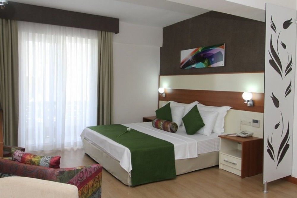 Ege Tulip Cesme Hotell Eksteriør bilde